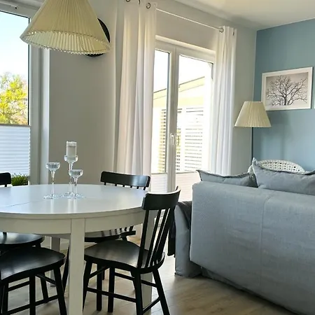 Blue House Ferienhaus *